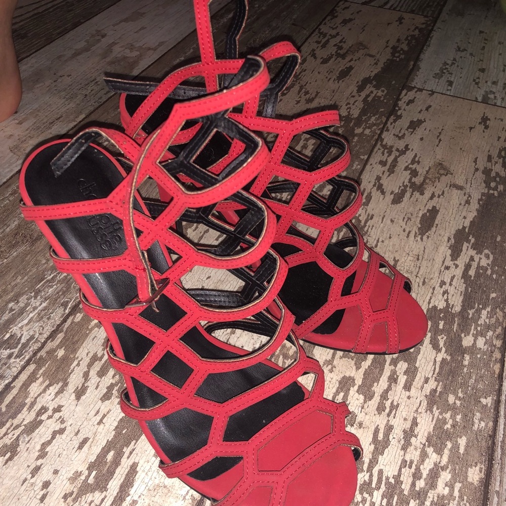 Red sexy heels!!
